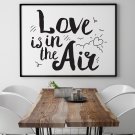 Love is in the air - Plakat typograficzny