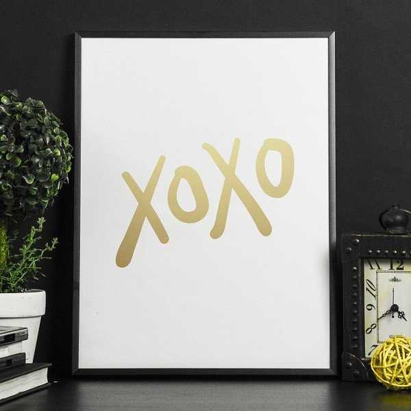 XOXO - Plakat w ramie ze złotym nadrukiem