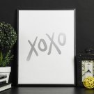 XOXO - Plakat w ramie ze złotym nadrukiem XOXO - Plakat w ramie ze złotym nadrukiem