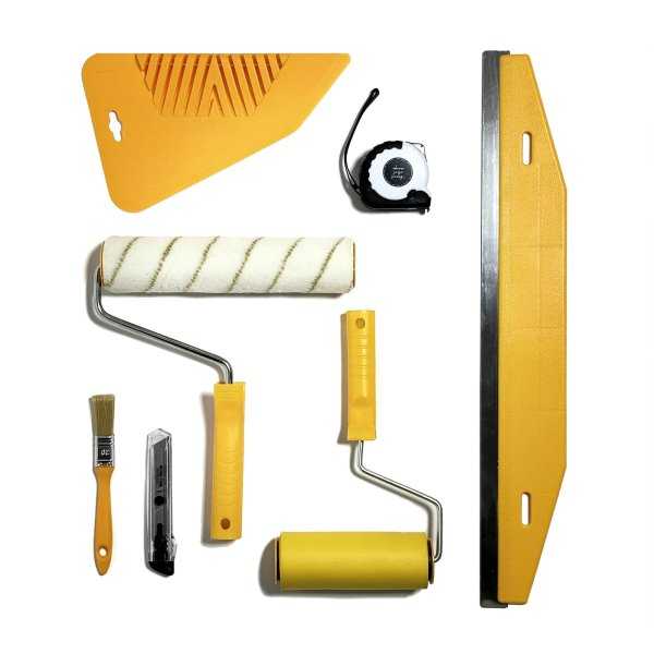 Zestaw do tapetowania - kompletne akcesoria do montażu tapety